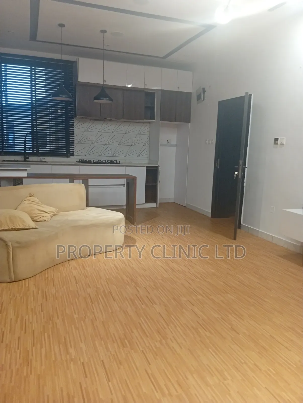Mini Flat in Adekunle Yaba for sale