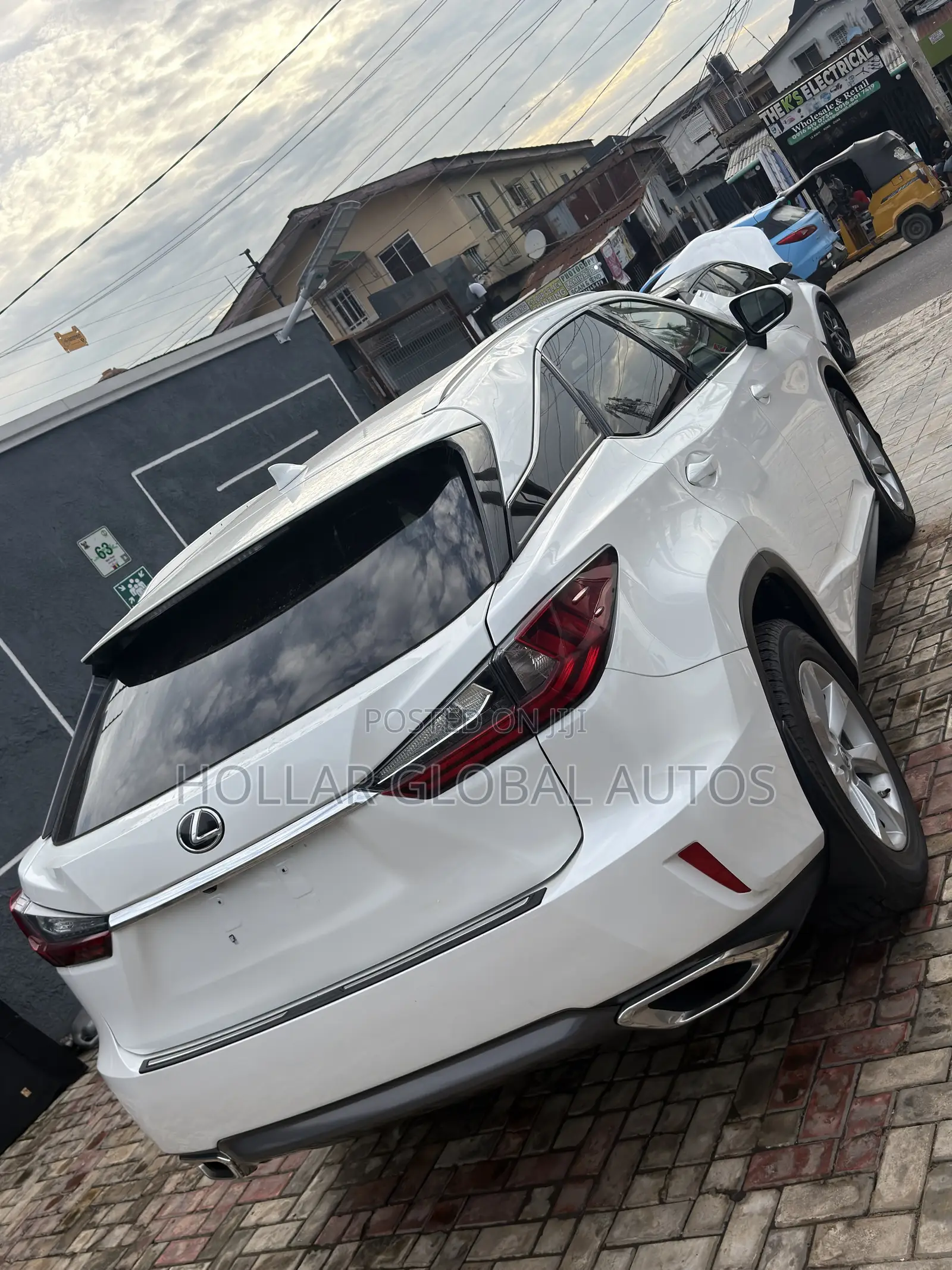 Lexus RX 350 AWD 2017 White