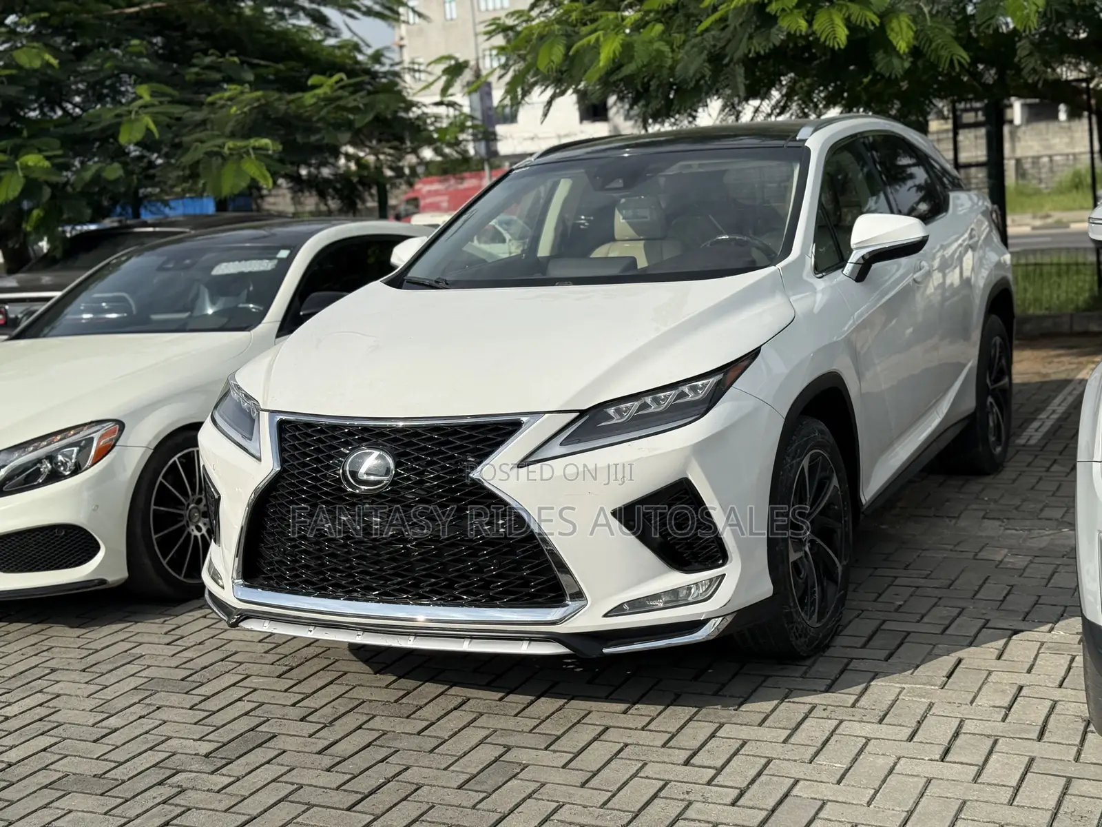 Lexus RX 350 FWD 2019 White