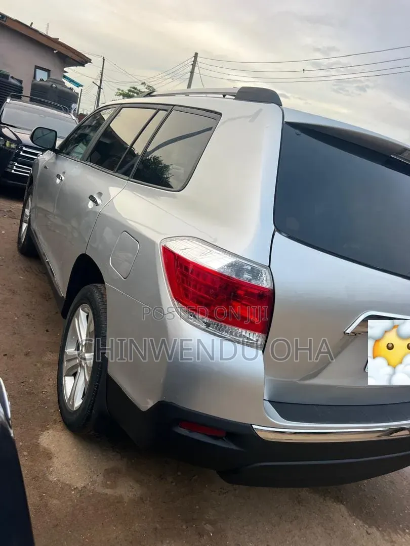 Toyota Highlander 2009 Silver