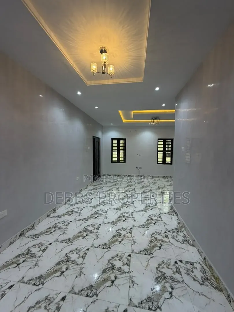 Furnished 2bdrm Duplex in Lekki Phase 2 for rent