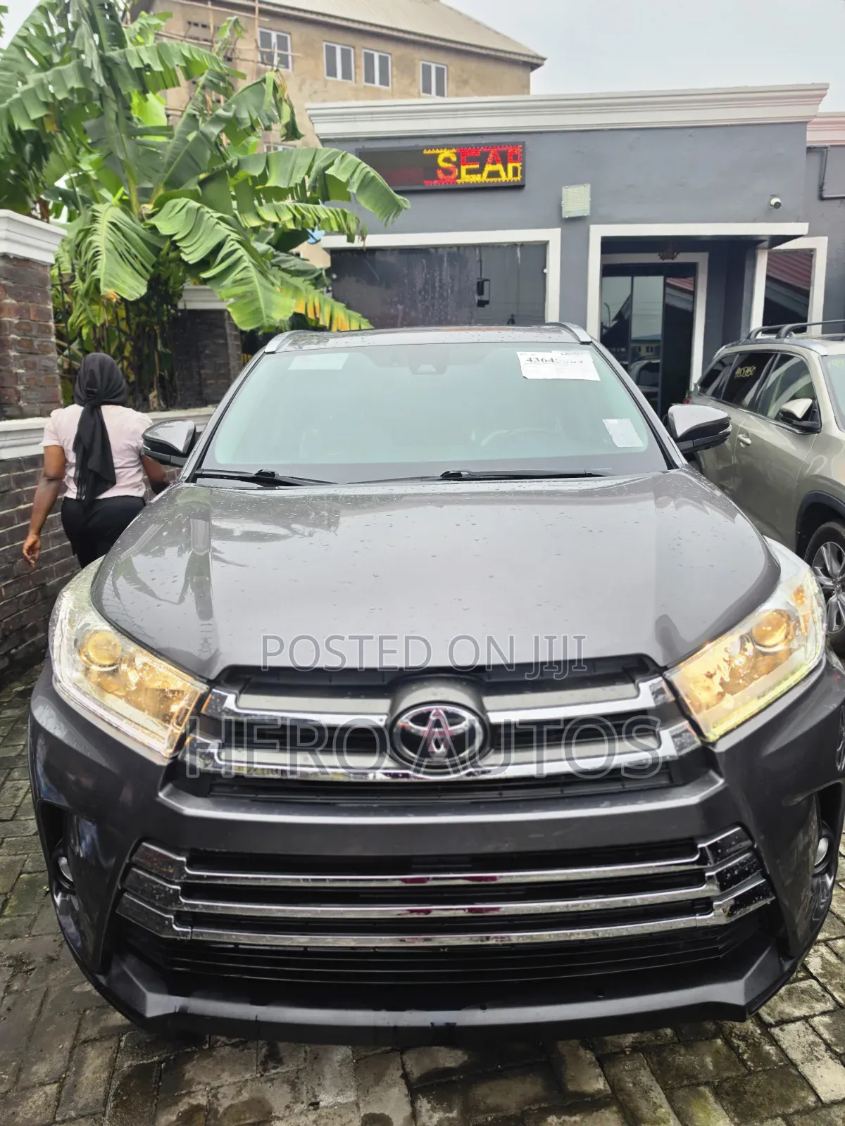 Toyota Highlander Limited Platinum 4x4 V6 (3.5L 6cyl 8A) 2018 Gray