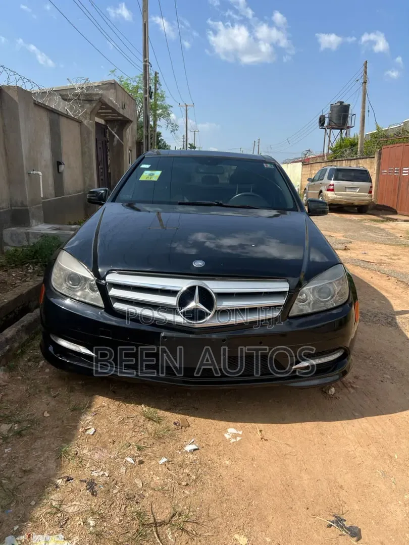 Mercedes-Benz C300 Sport 4Matic Sedan AWD (3.0L 6cyl 7A) 2010 Black