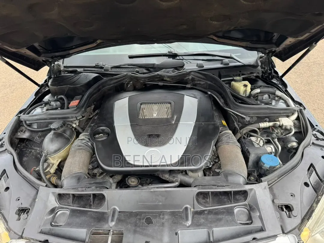 Mercedes-Benz C300 Sport 4Matic Sedan AWD (3.0L 6cyl 7A) 2010 Black