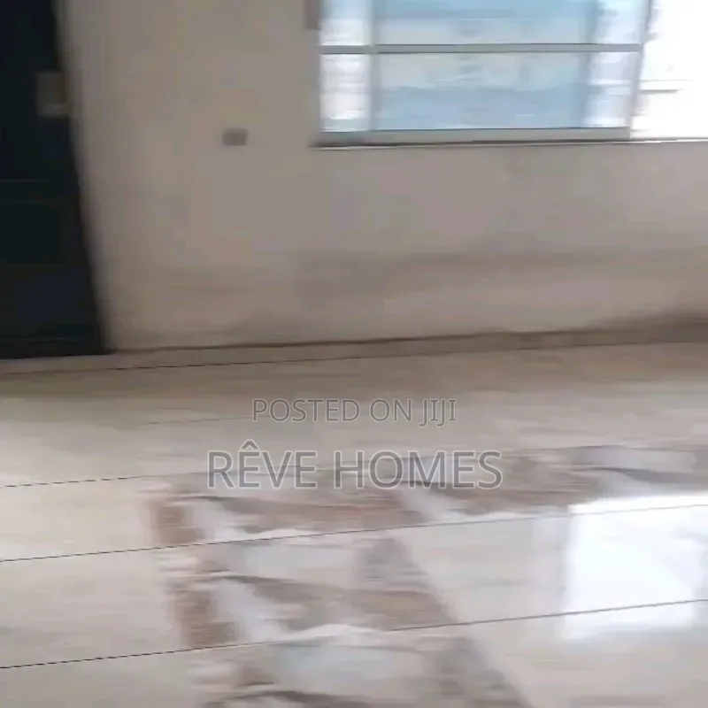 Studio Apartment in Adekunle for rent