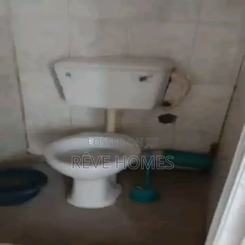 Studio Apartment in Adekunle for rent