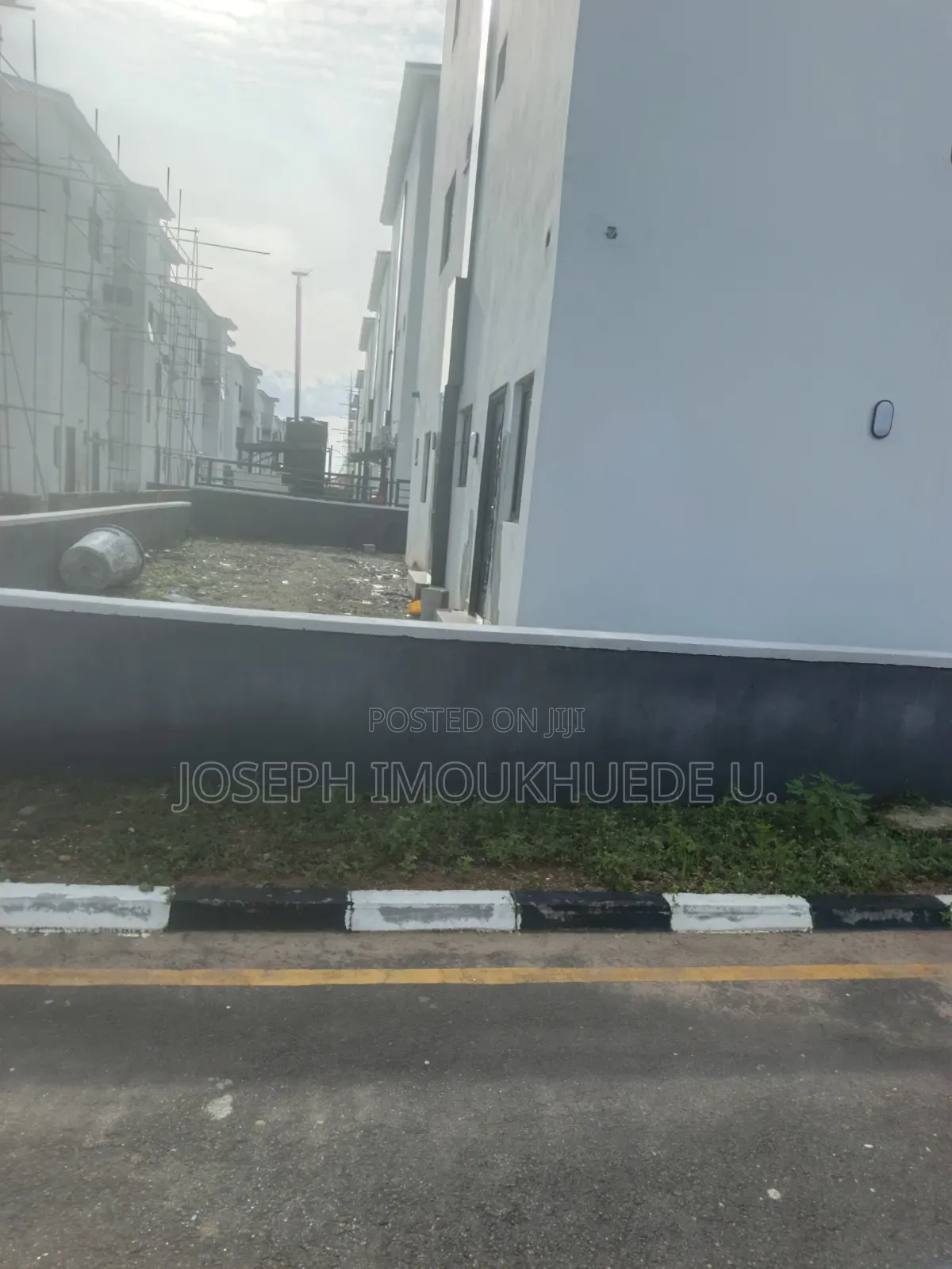 5bdrm Duplex in Dme, Zone B for sale