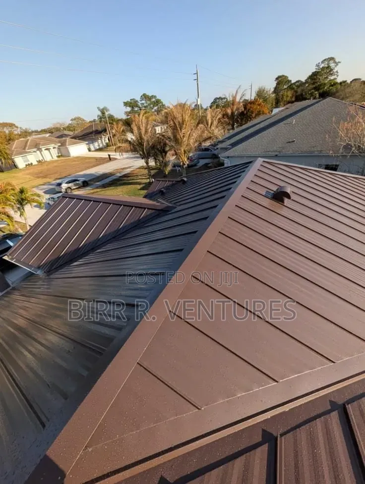 Roof Construction Support
