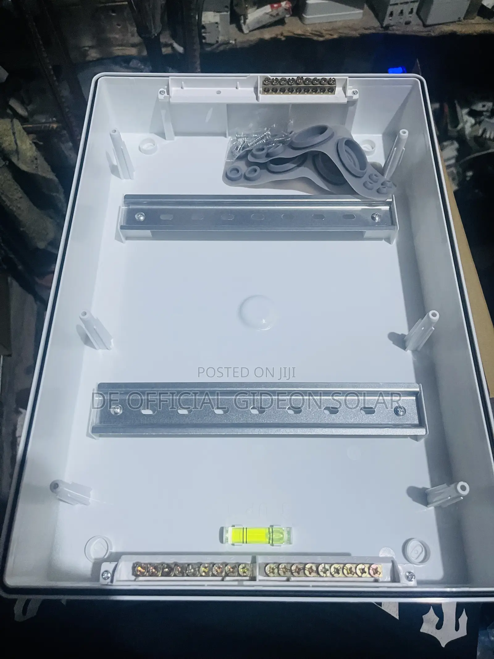 20-24ways Enclosure Box With Water Resistance