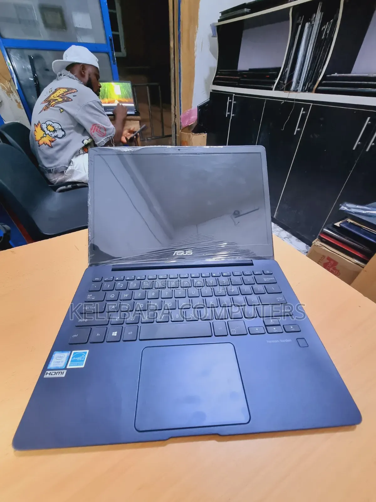 Laptop Asus ZenBook 13 UX331UN 16GB Intel Core i7 SSD 512GB