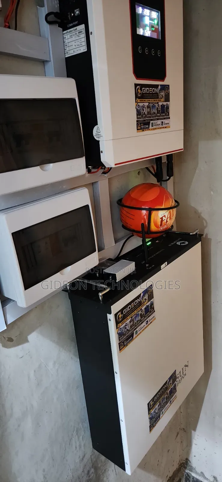 6.2KW Hybrid Inverter + 5KWH Lithium Battery + 6 X 650W Panels |