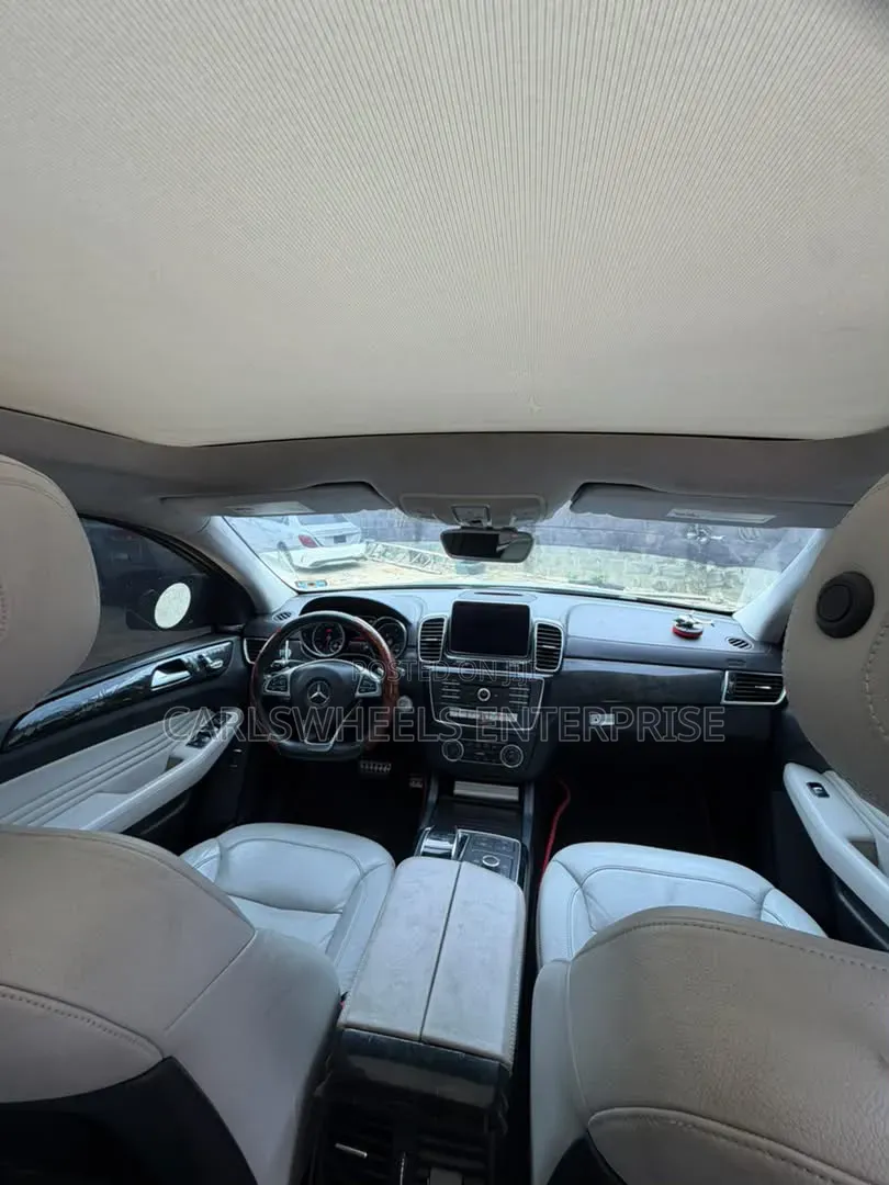 Mercedes-Benz GLE-Class 2016 Gray