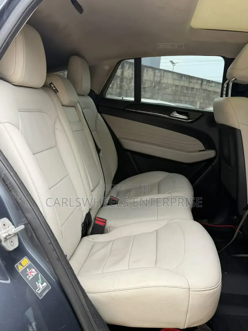 Mercedes-Benz GLE-Class 2016 Gray