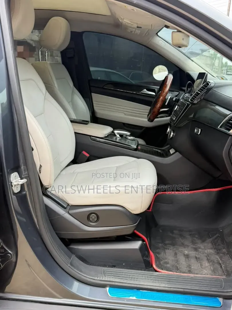Mercedes-Benz GLE-Class 2016 Gray
