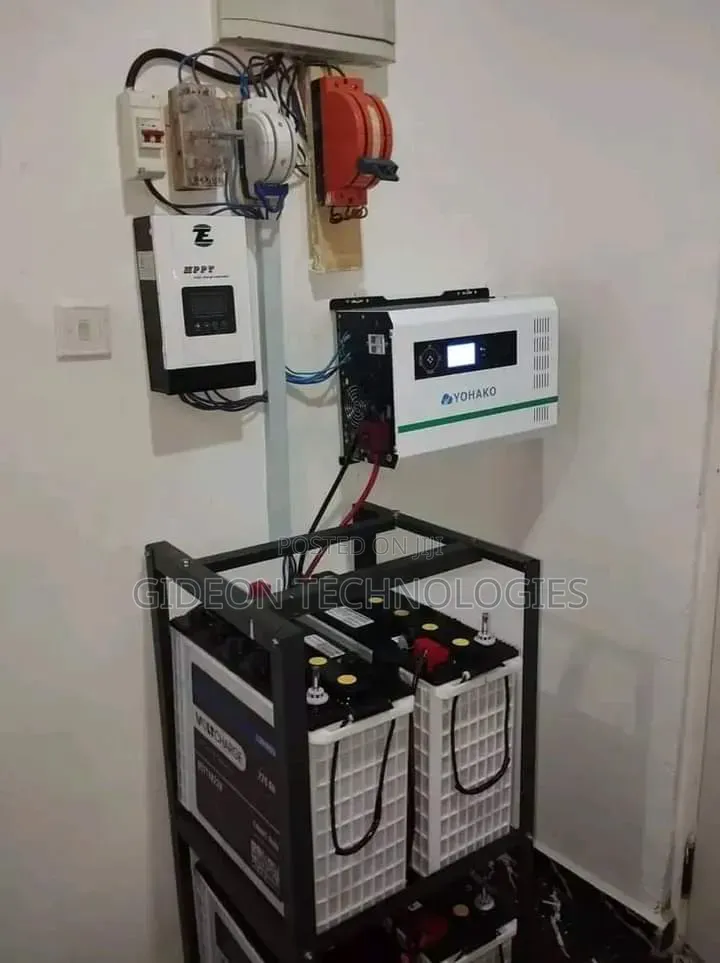 5KVA Inverter + 4 X 220Ah Tubular Batteries + 8 X 650W Panels