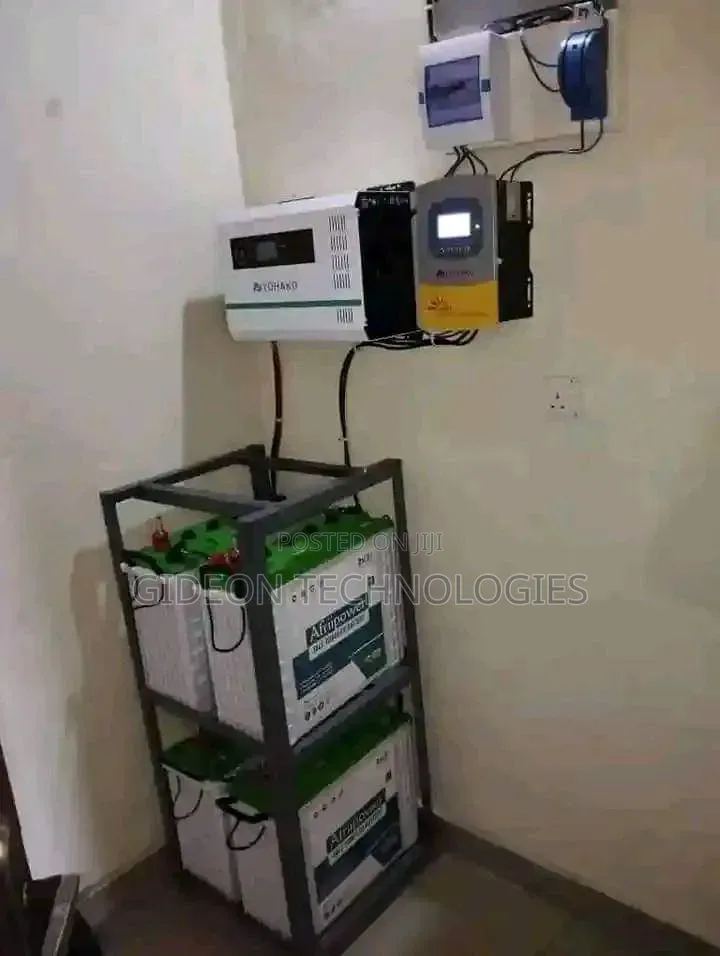 5KVA Inverter + 4 X 220Ah Tubular Batteries + 8 X 650W Panels