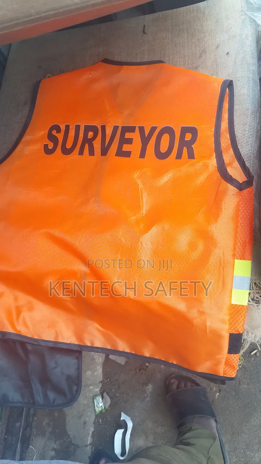 Children Carrier Survey Costume and Branding