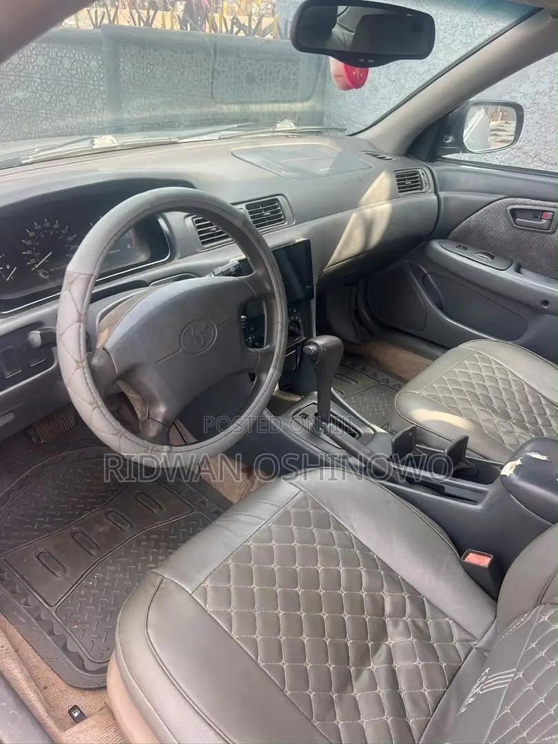 Toyota Camry 2001 Silver