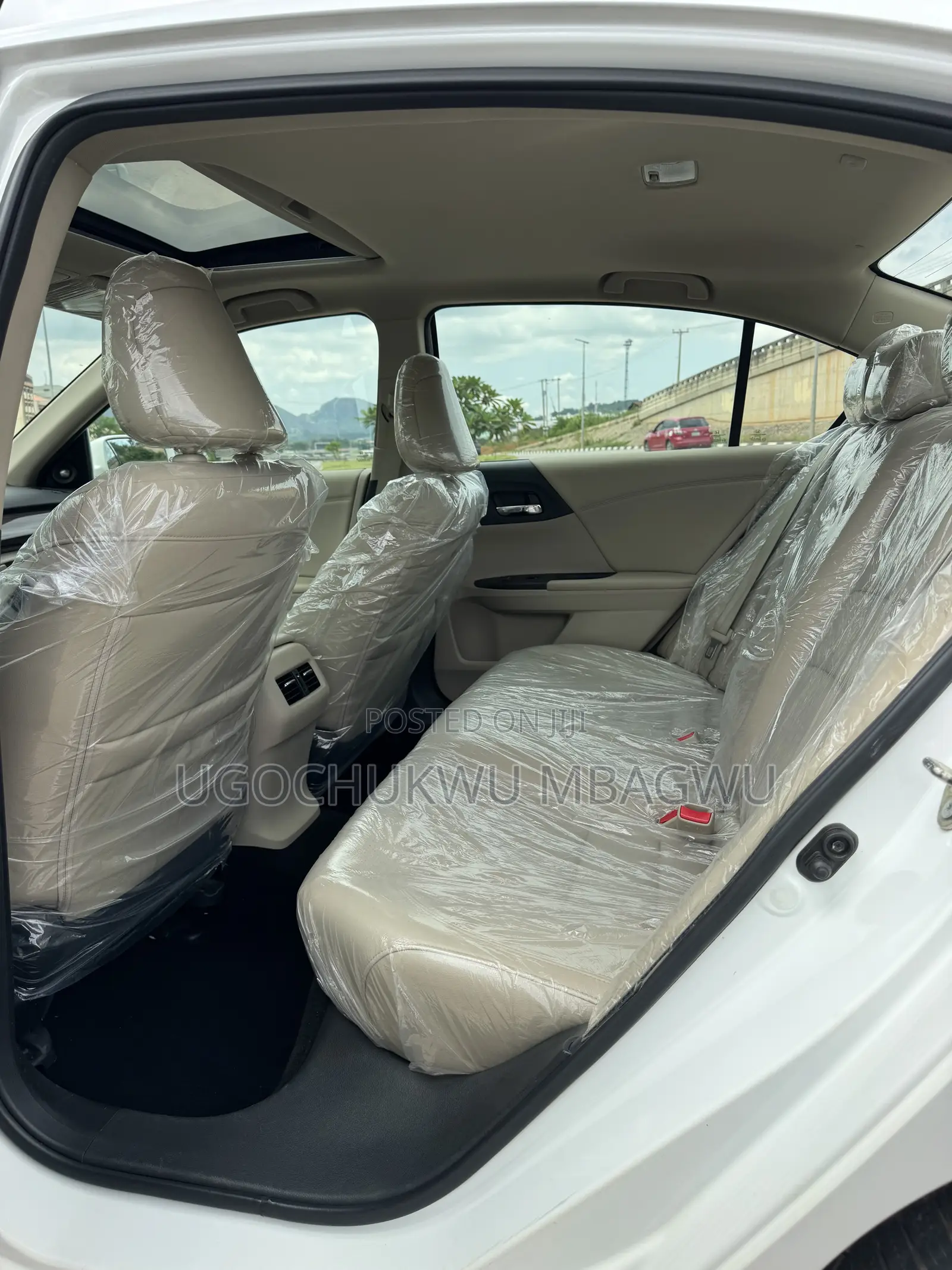 Honda Accord Touring 4dr Sedan FWD (3.5L 6cyl 6A) 2016 White