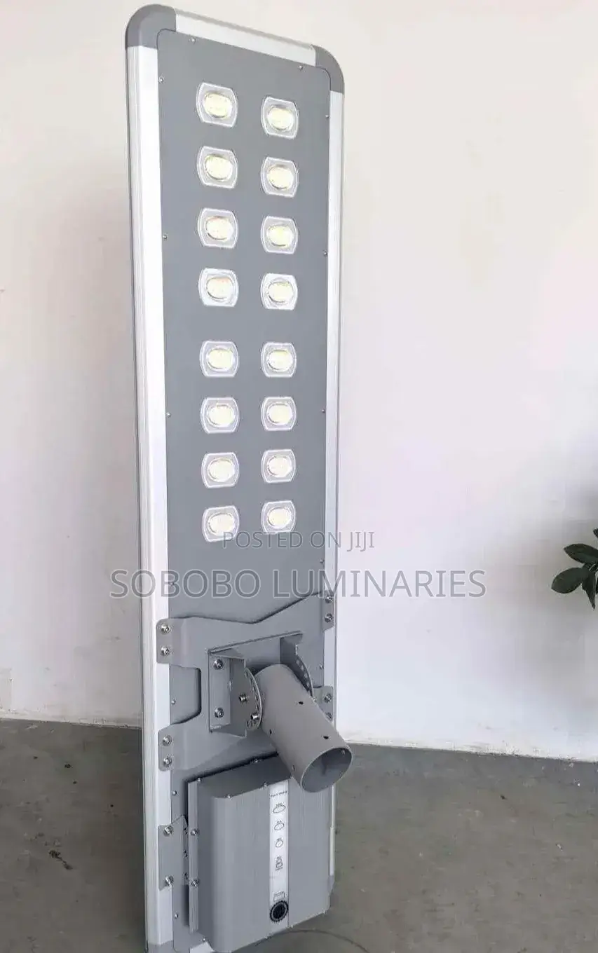 B2 Solar Street Light--16 Eyes 320W