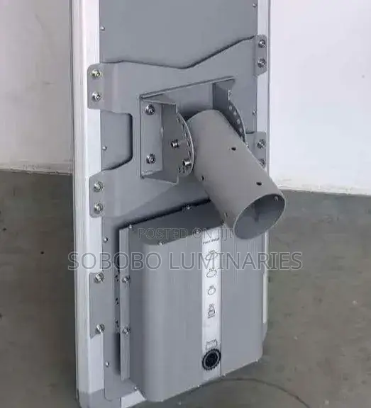 B2 Solar Street Light--16 Eyes 320W