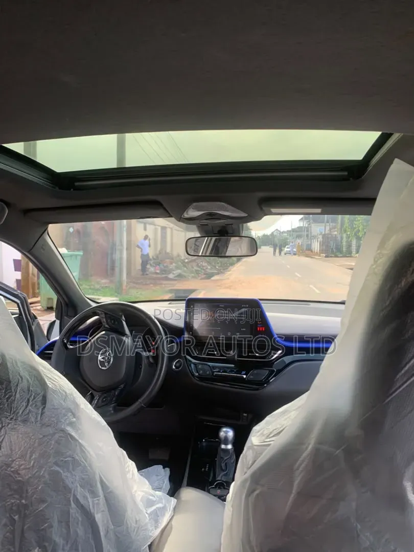 Toyota C-HR 2021 White