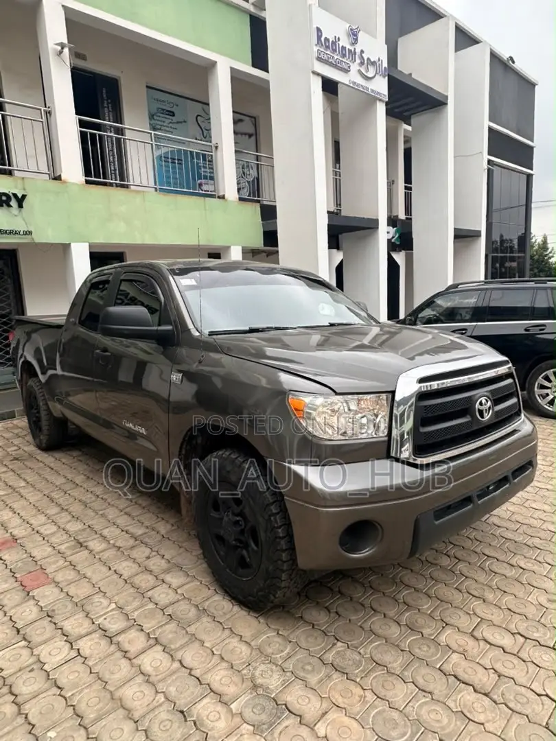 Toyota Tundra 2009