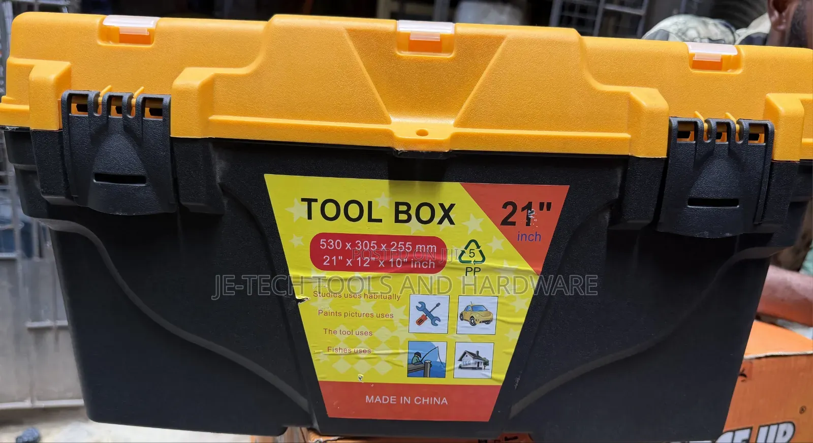 Heavy-Duty Yellow and Black 21-Inch Plastic Tool Box