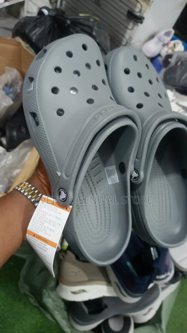 Breathable Lightweight Crocs Clogs for Everyday Comfort| Size 39-45