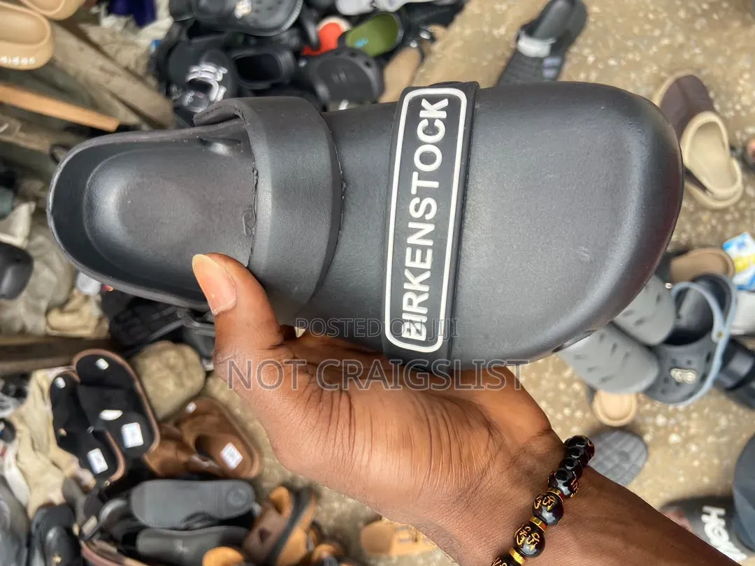 Crocs for Ajah&Chevron Size 40–45+Pay on Delivery Lagos +Fast Delivery
