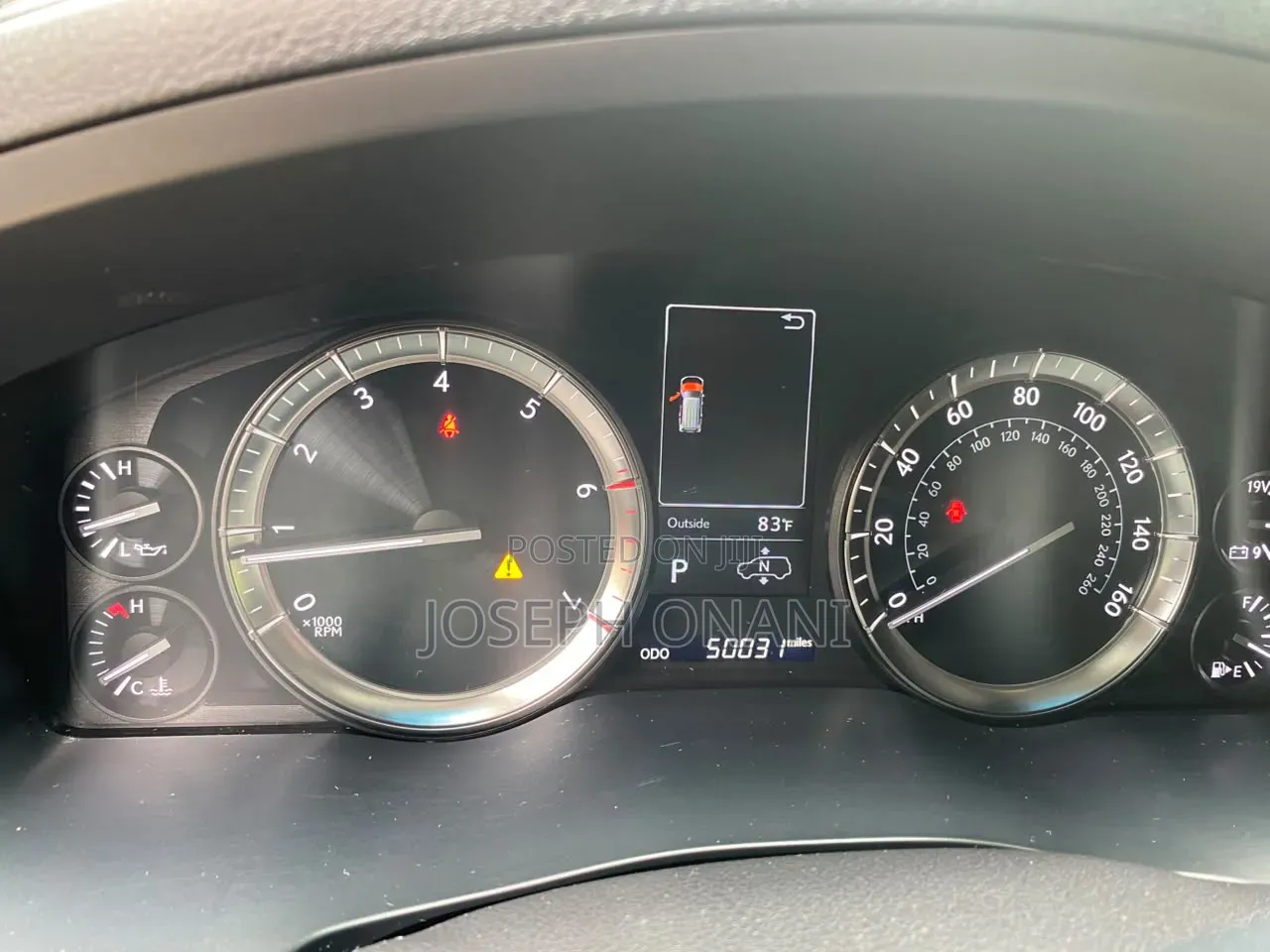 Lexus LX 570 (5 seats) AWD 2018 Gold