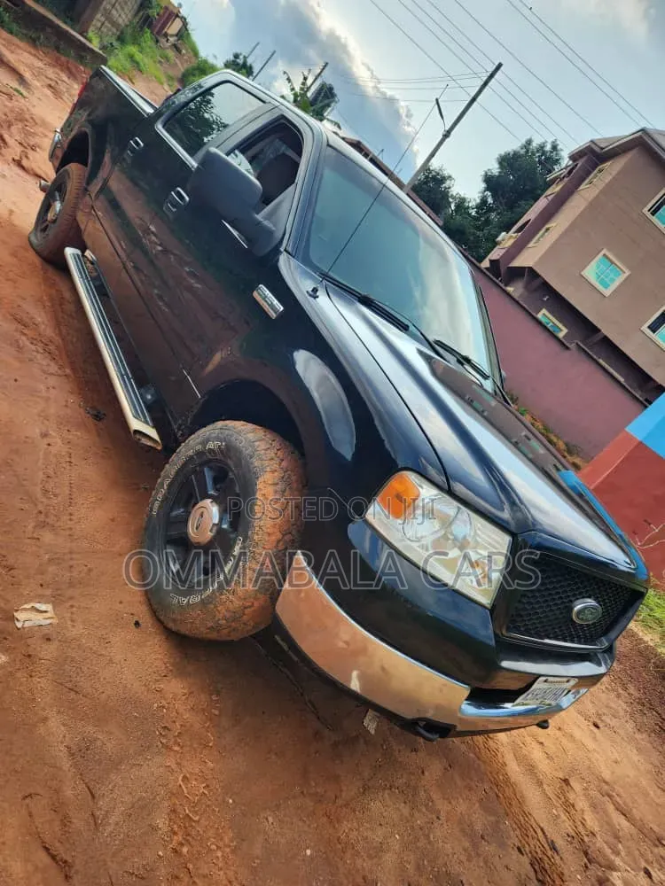 Ford F-150 2010 Black