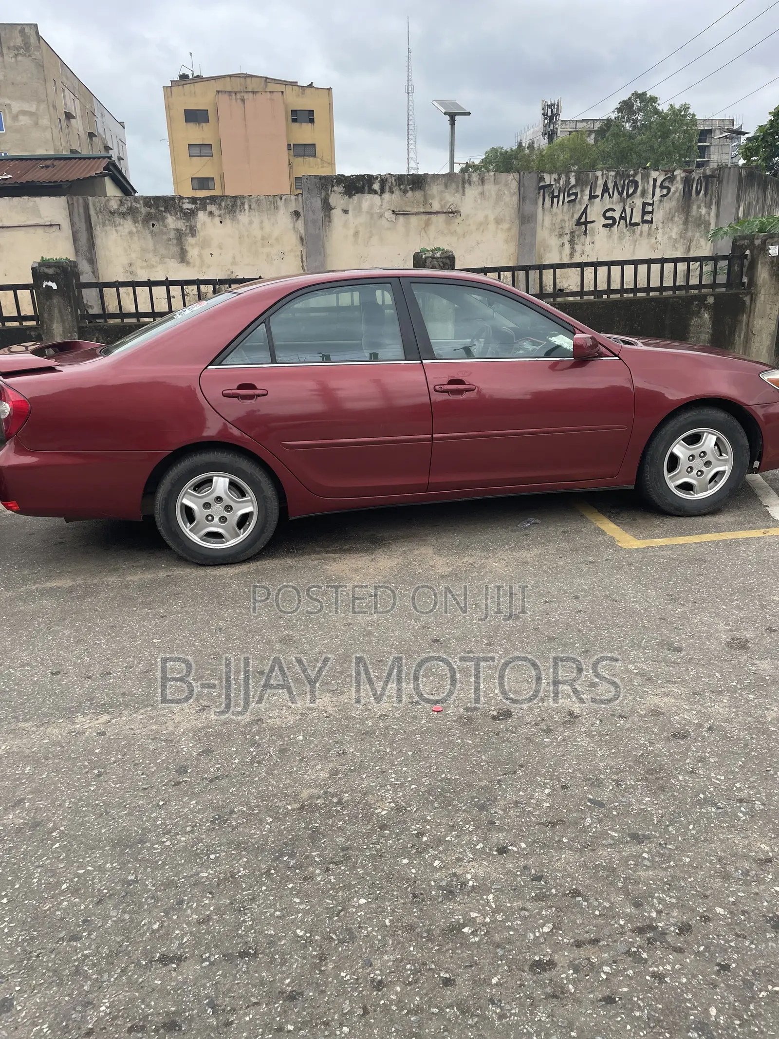 Toyota Camry LE 4dr Sedan (2.4L 4cyl 5M) 2004 Red