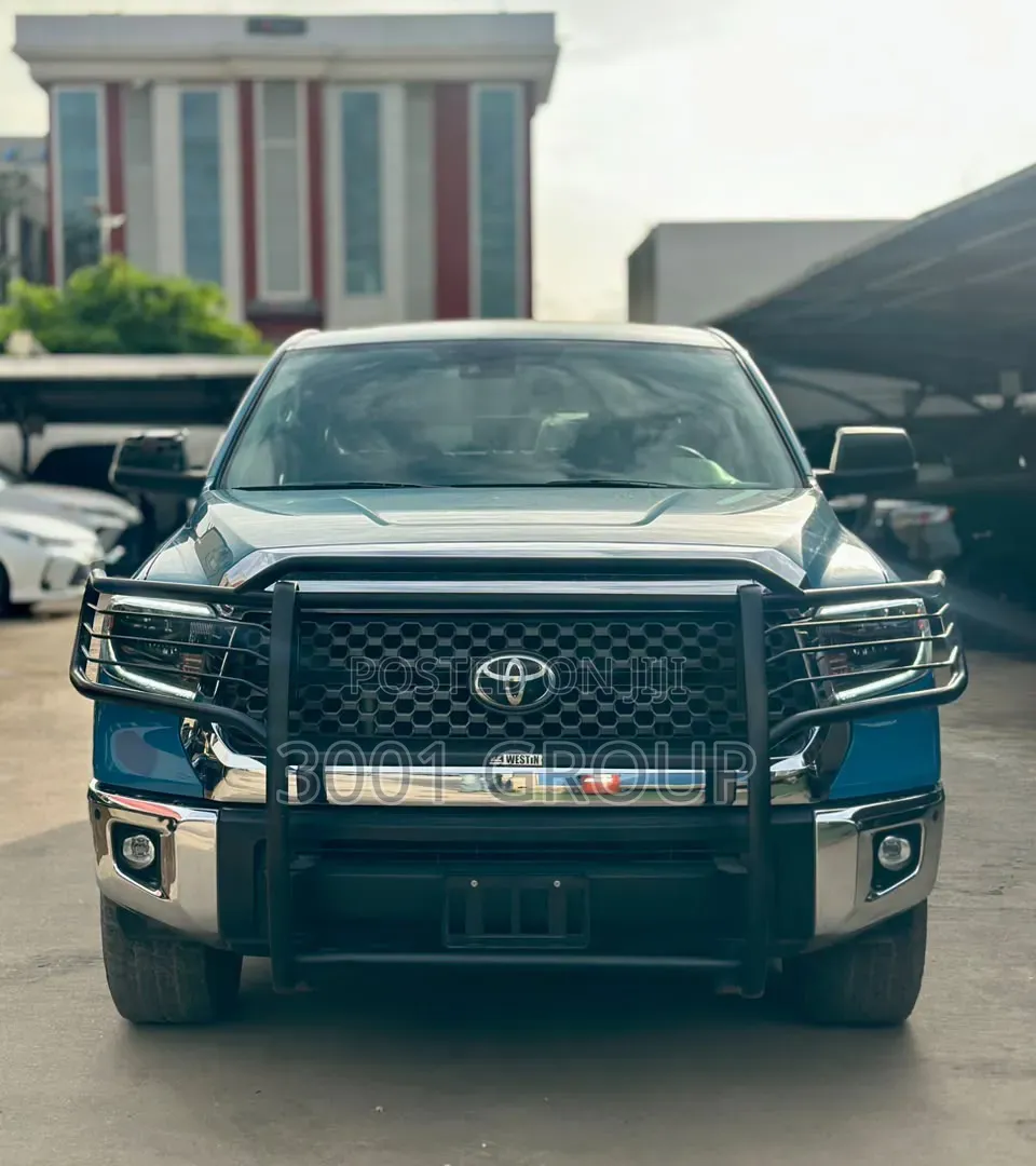 Toyota Tundra 2020 Blue