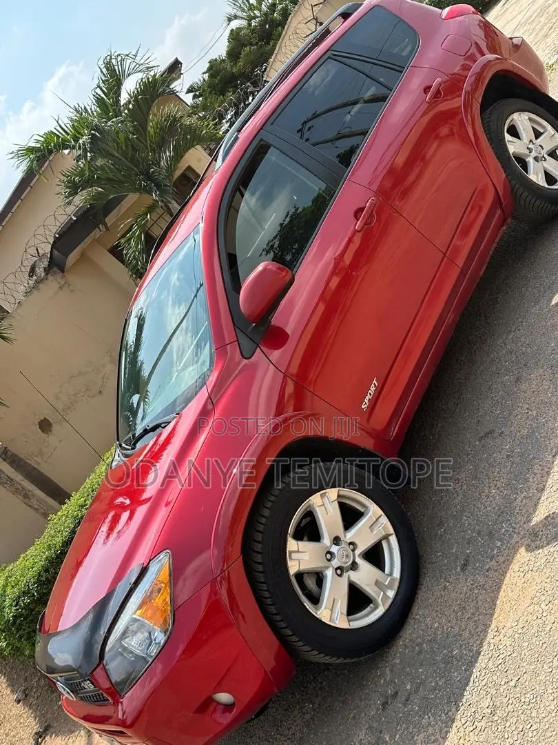 Toyota RAV4 2007 Red