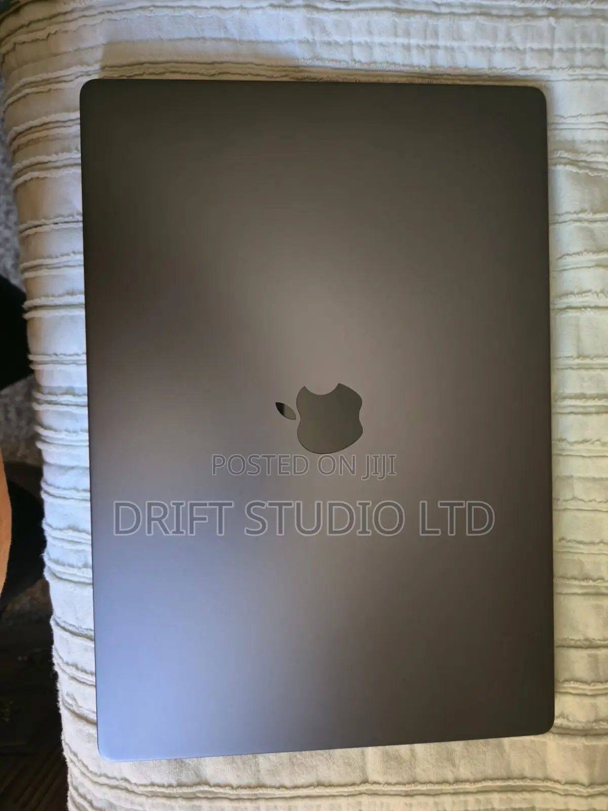 Laptop Apple MacBook Pro 2023 M3 Pro 18GB Apple M3 Pro SSD 512GB