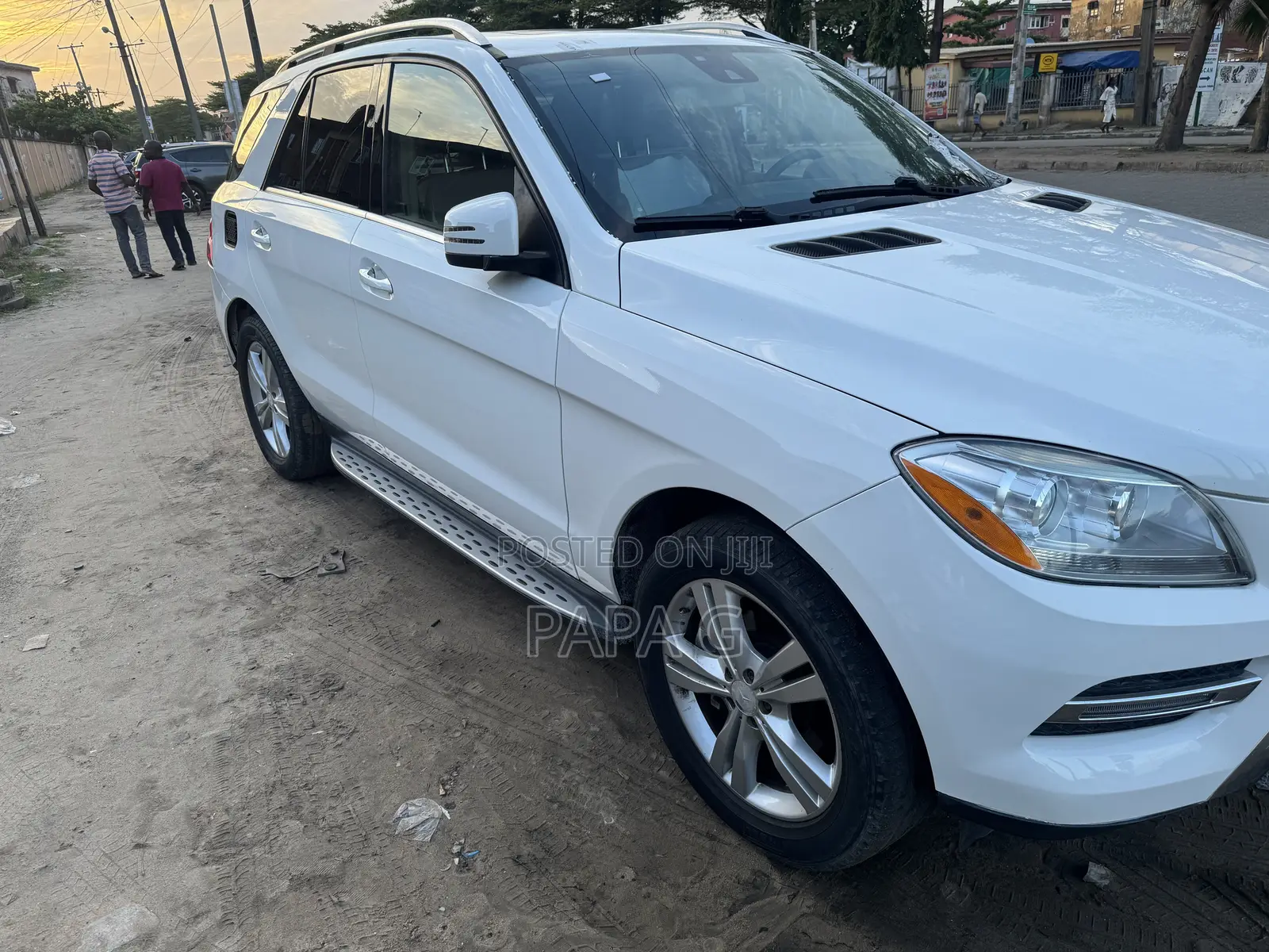 Mercedes-Benz M Class ML350 4MATIC 4dr SUV AWD (3.5L 6cyl 7A) 2014
