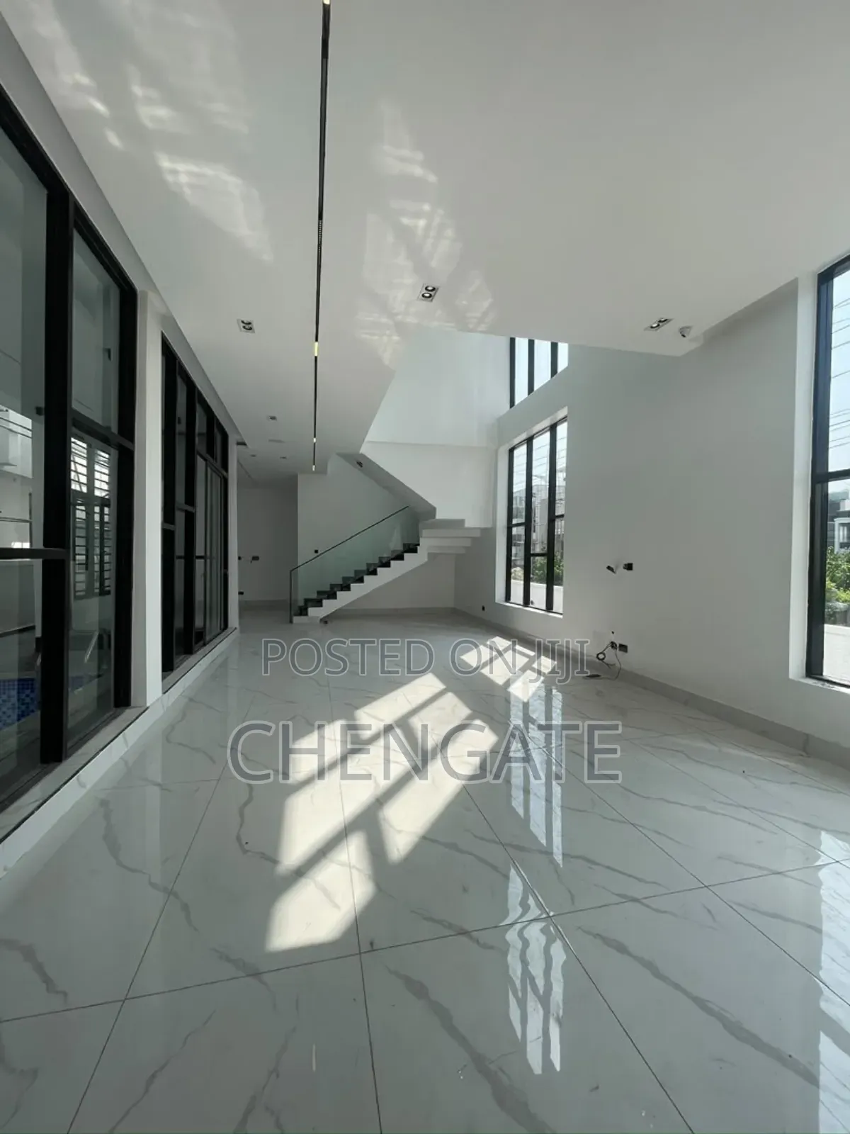 5bdrm Duplex in Megamond Estate, Ikota for sale