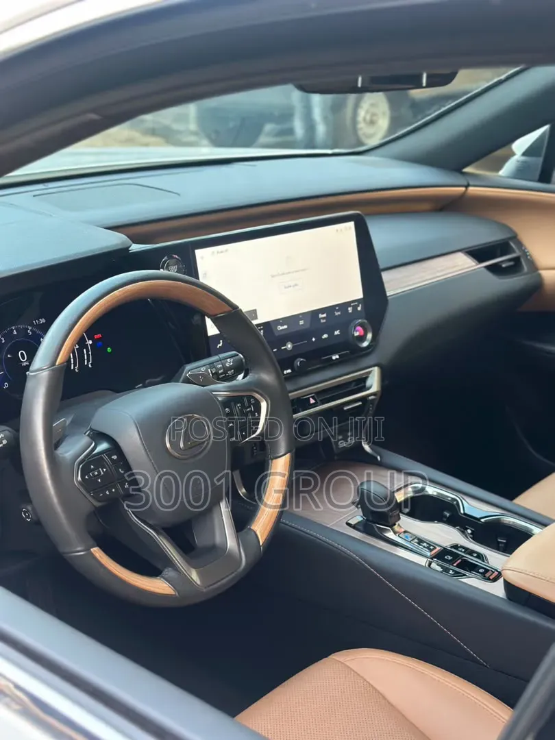 Lexus RX 2025 White