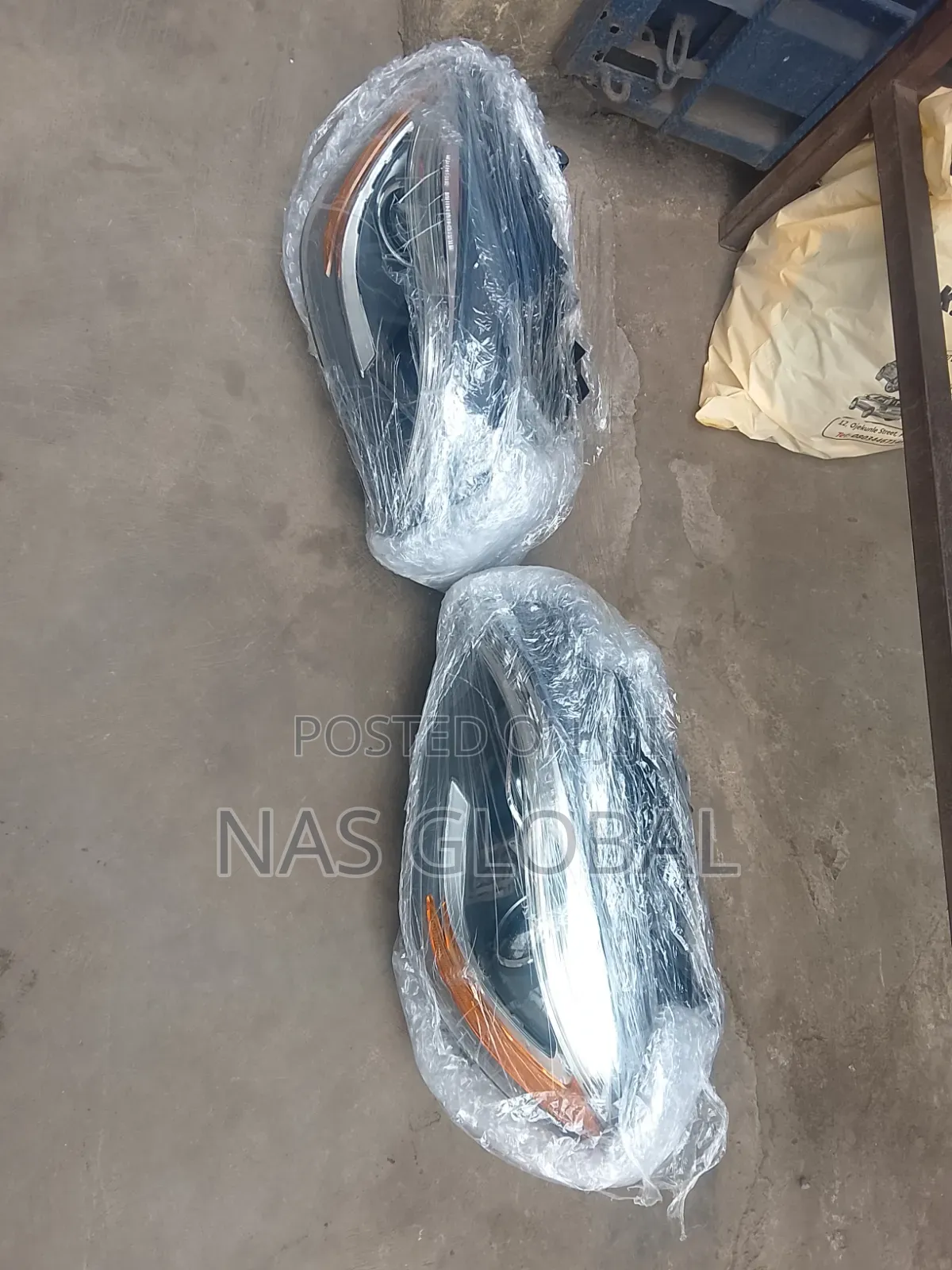 Charger Headlight Mercedes Benz GL350 166