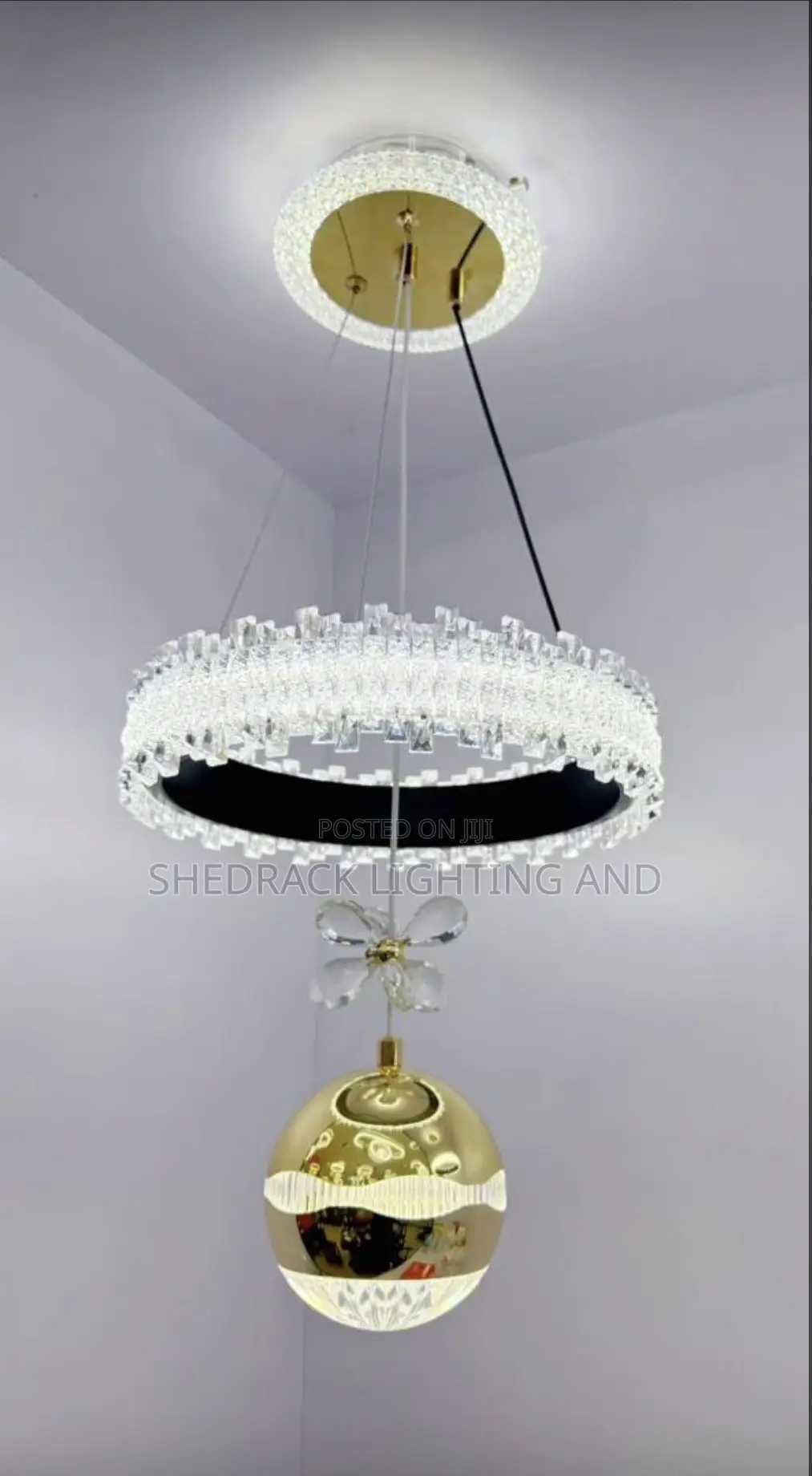 Luxury Gold Ball + Crystal Butterfly - Unique!