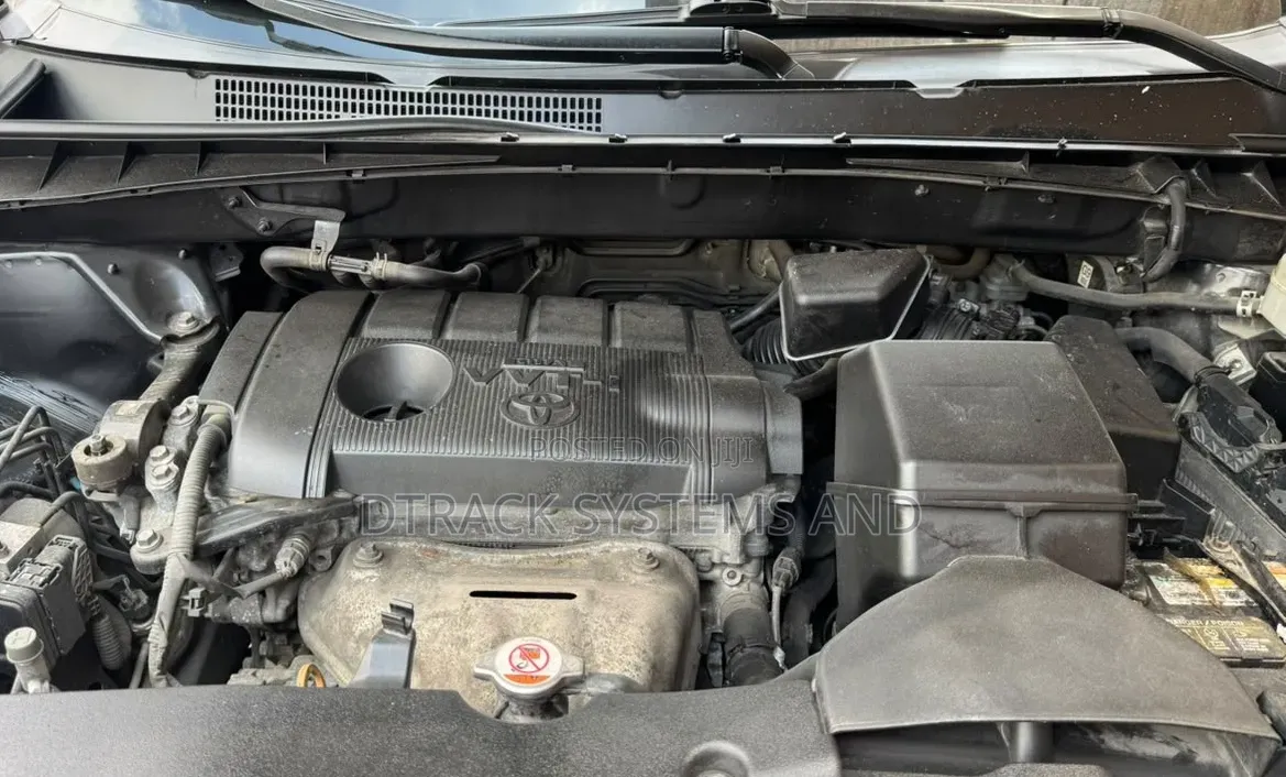 Toyota Highlander LE 4x2 (2.7L 4cyl 6A) 2018 Black