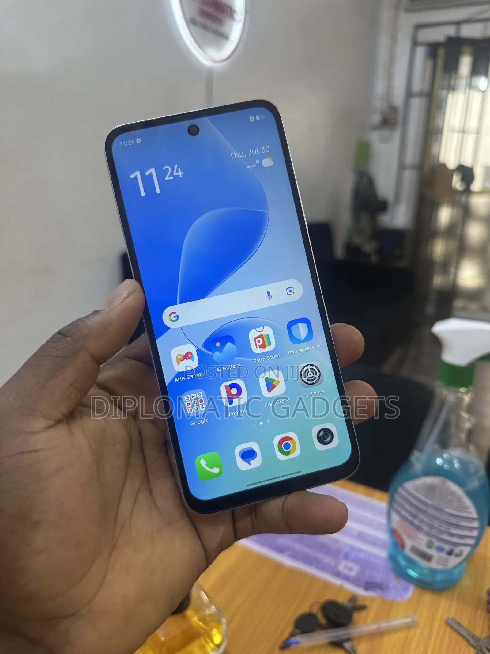 Infinix Hot 60i 256 GB White