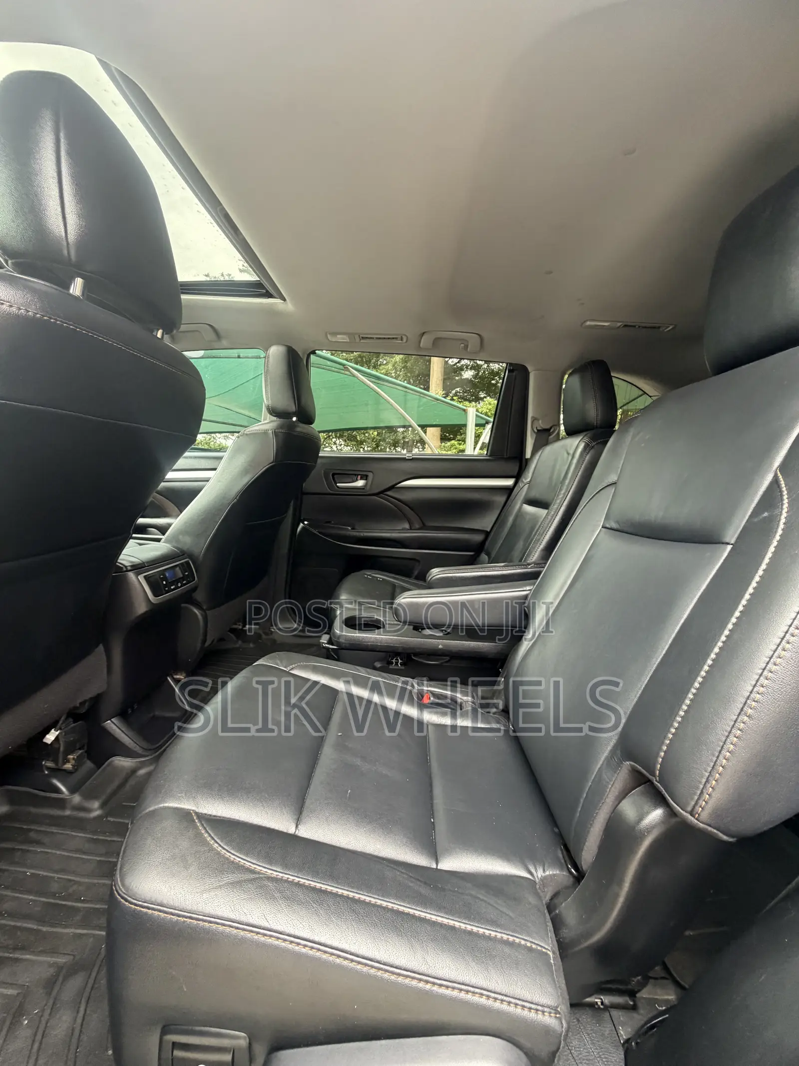 Toyota Highlander XLE 4x2 V6 (3.5L 6cyl 8A) 2017 Blue