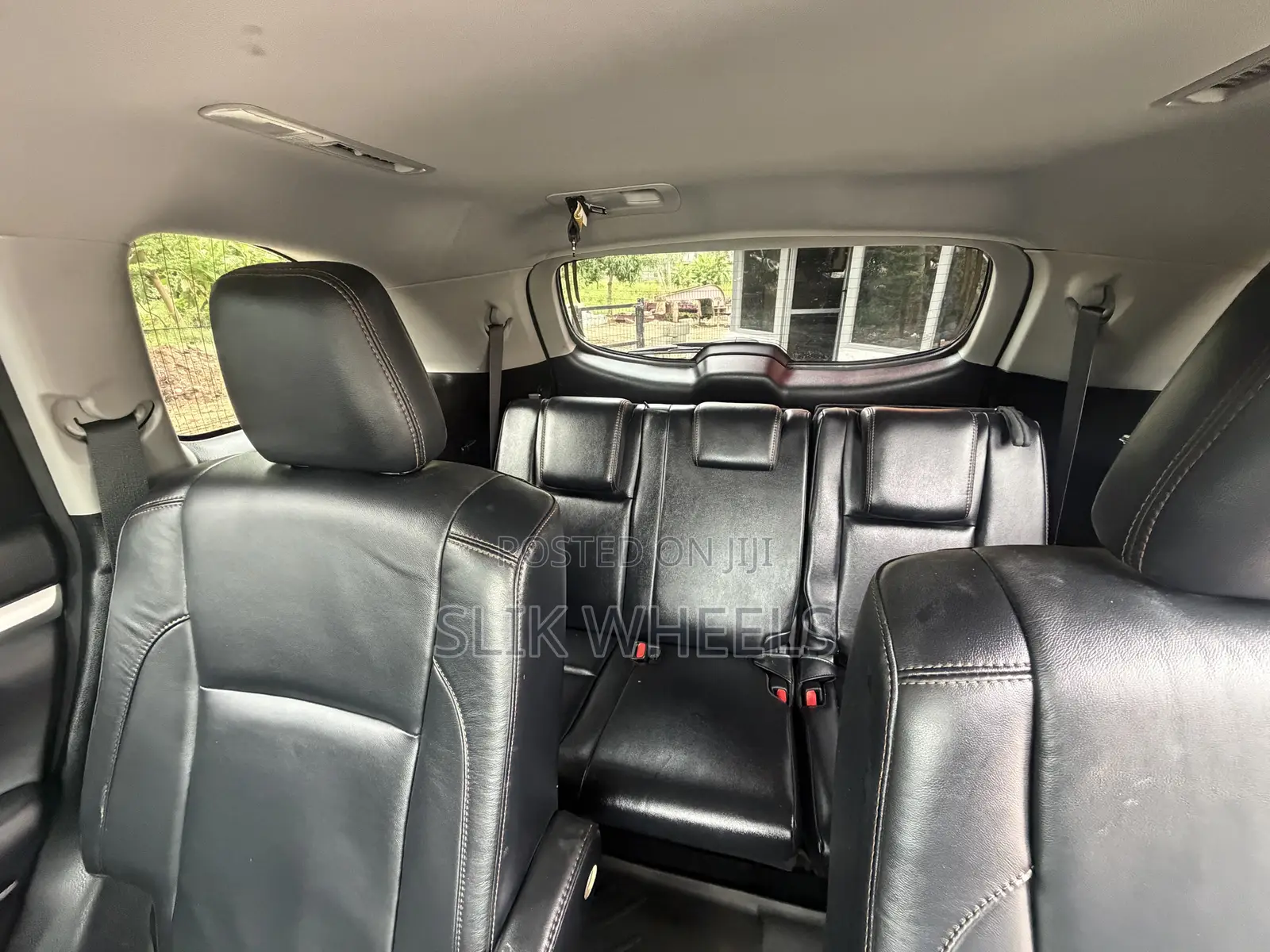Toyota Highlander XLE 4x2 V6 (3.5L 6cyl 8A) 2017 Blue