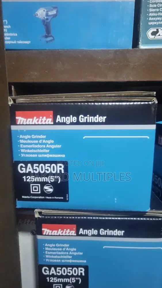 Makita GA5050R Angle Grinde 5-Inch, 1,300W).