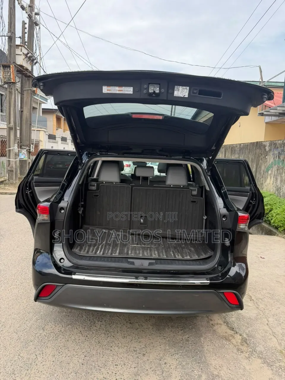 Toyota Highlander Limited 2021 Black
