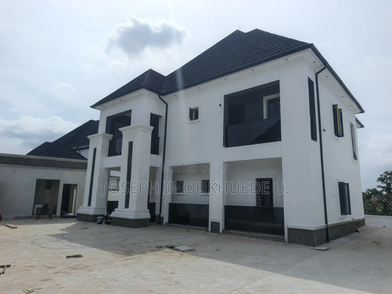 5bdrm Duplex in Galadimawa Estate for sale