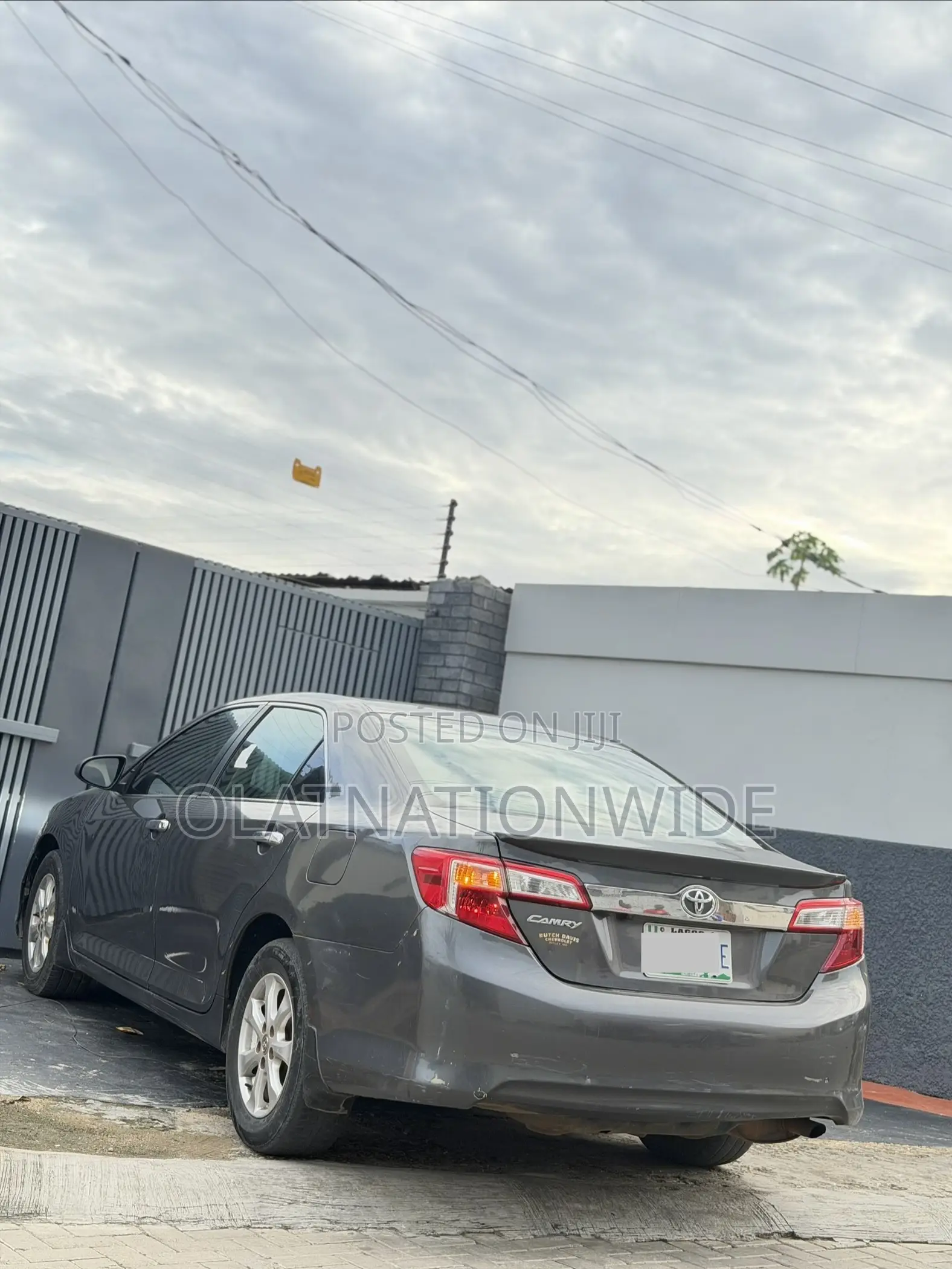 Toyota Camry L 4dr Sedan w/Prod. End 11/13 (2.5L 4cyl 6A) 2014 Gray