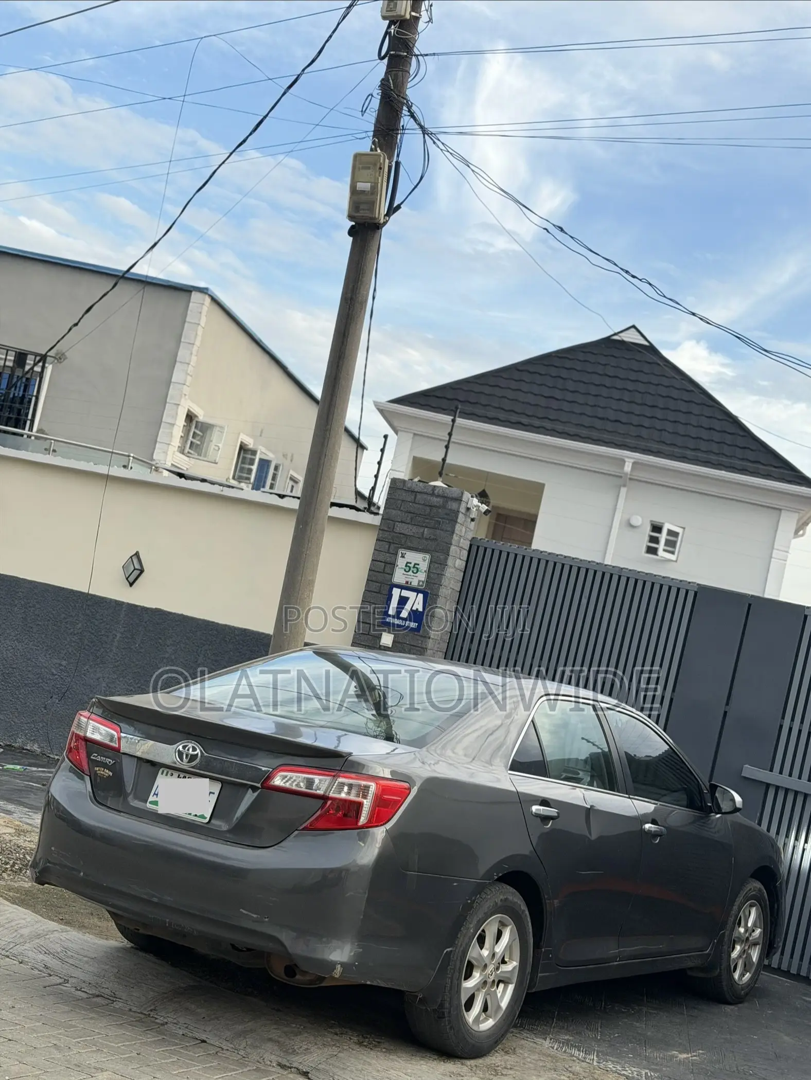 Toyota Camry L 4dr Sedan w/Prod. End 11/13 (2.5L 4cyl 6A) 2014 Gray